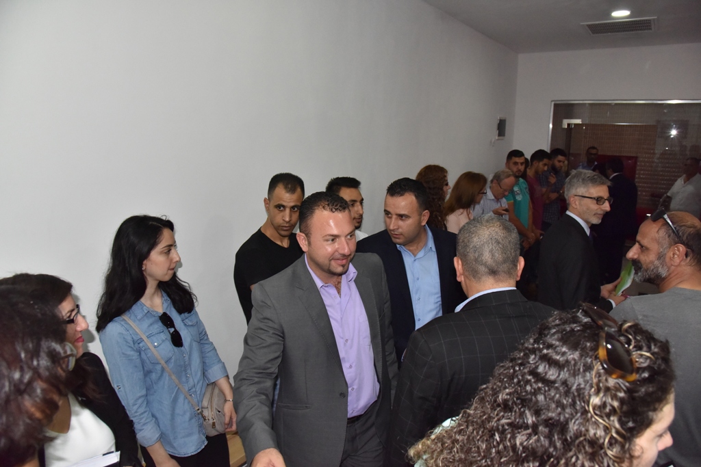 في إطار اتفاقية التوأمة بين بلديتي بيت لحم وجرونوبل  إفتتاح غرفة للتسلق في مبنى محطة الباصات المركزية