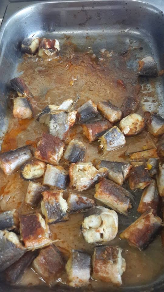 قسم الرقابة الصحية في البلدية يتلف ما يعادل 35 كيلو من الأسماك واللحوم المطبوخة والمجمدة غير الصالحة للإستخدام