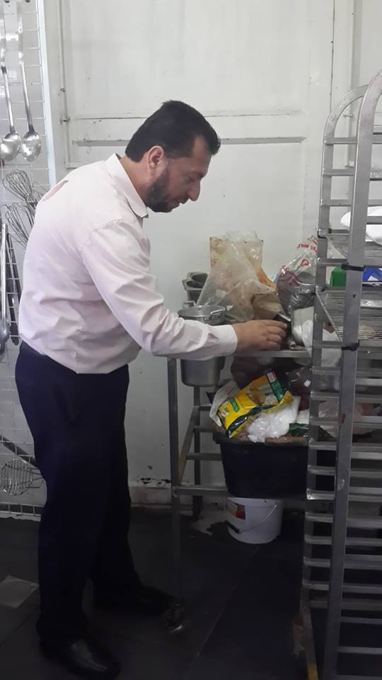 قسم الرقابة الصحية في البلدية يتلف ما يعادل 35 كيلو من الأسماك واللحوم المطبوخة والمجمدة غير الصالحة للإستخدام