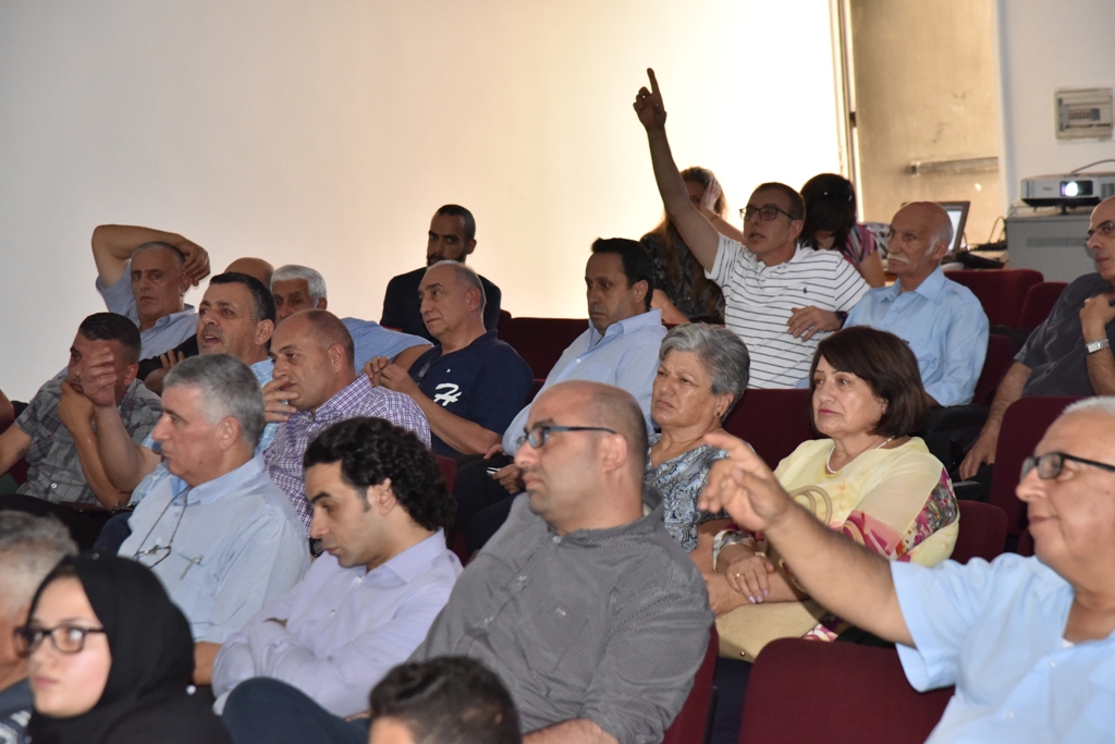 لقاء مجتمعي للتعريف بمشروع " تأهيل وترميم شارع النجمة والمناطق المحيطة " في مركز السلام/ بيت لحم