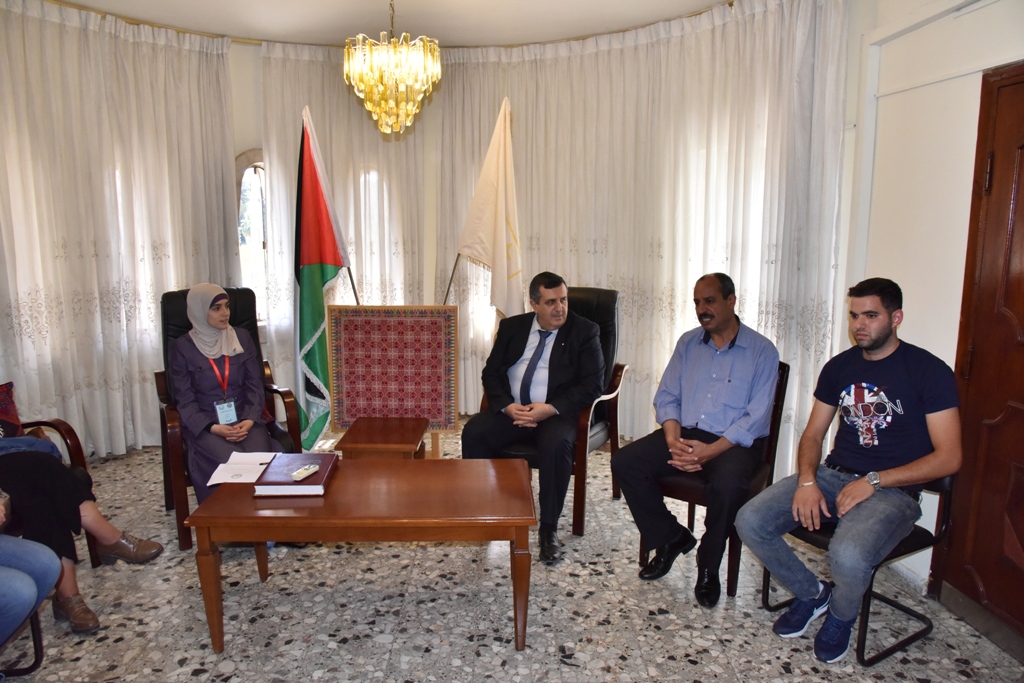 رئيس بلدية بيت لحم ورئيس المجلس الشبابي يستقبلان وفد مجلس شبابي البيرة