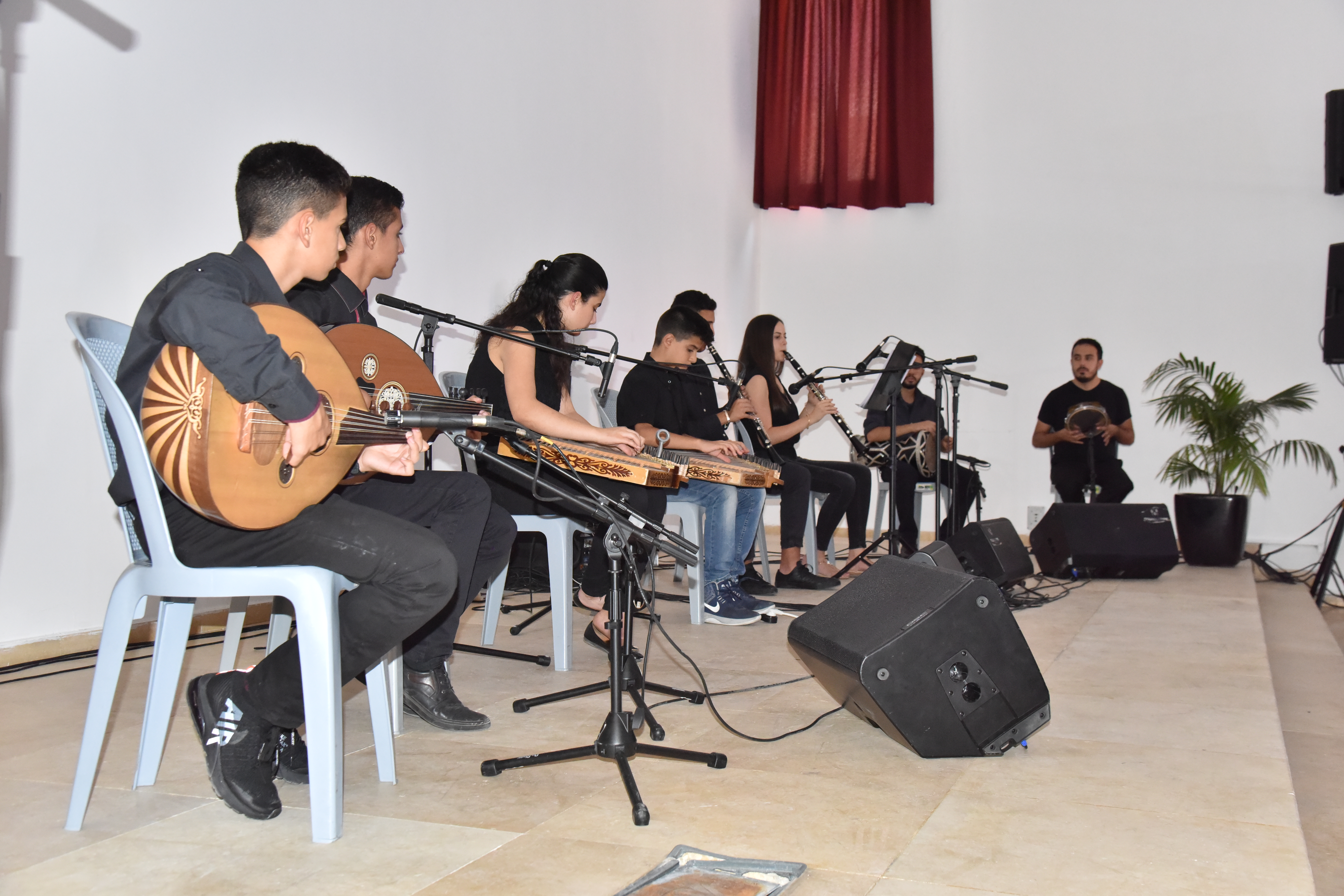 بلديتا بيت لحم وبوليانيللو الإيطالية: تحتفلان بتسيلم رئيس بلدية بيت لحم سلمان والأب فلتس مواطنة فخرية