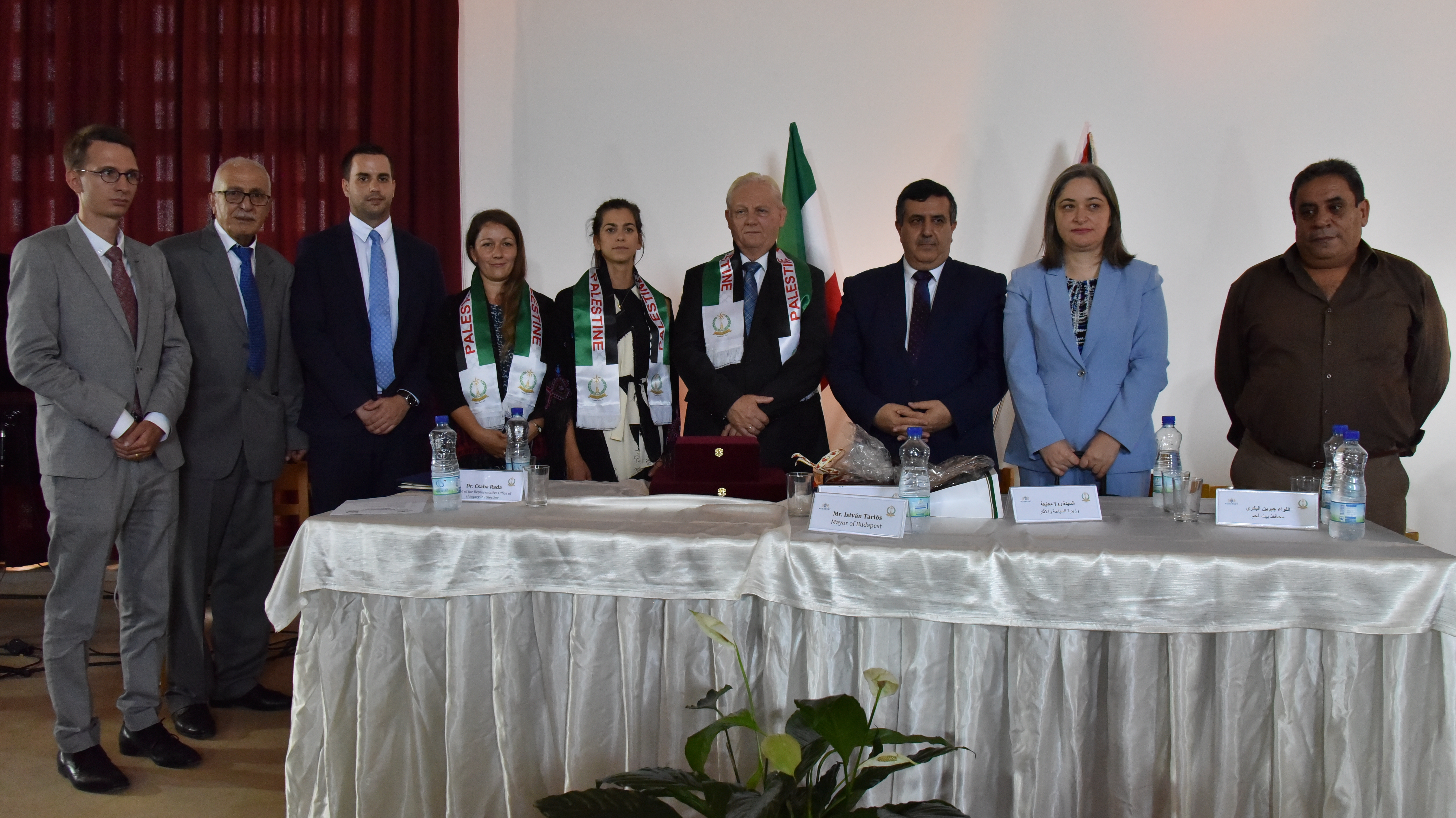 بلدية بيت لحم تحتفل بتوقيع إتفاقية توأمة جديدة مع العاصمة الهنغارية بودابست