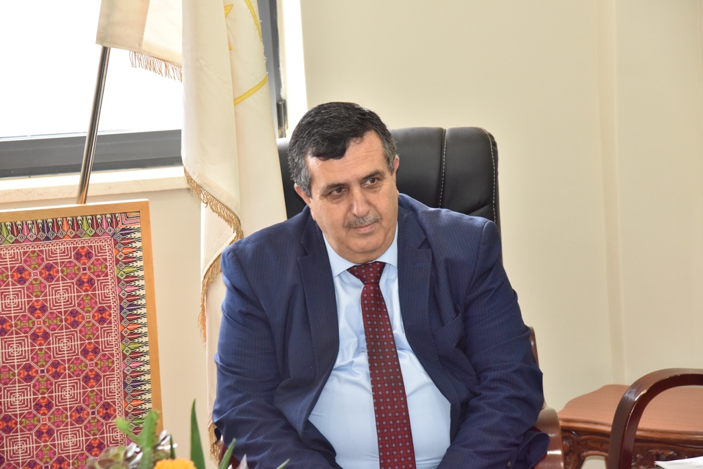 طالبات جامعة بيت لحم يزرن بلدية بيت لحم بعد إنهائهن تدريبهن في مجال الفندقة والسياحة في لورد الفرنسية  ضمن إتفاقية التوأمة بين بيت لحم ولورد