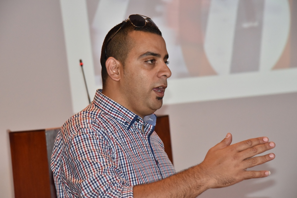 ورشة عمل في مركز السلام/ بيت لحم تحت عنوان ( الحركة المرورية لمحافظة بيت لحم للعام 2030 )