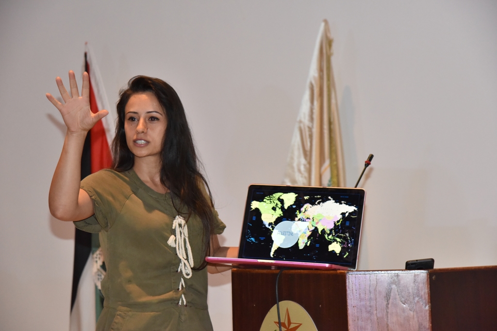 ورشة عمل في مركز السلام/ بيت لحم تحت عنوان ( الحركة المرورية لمحافظة بيت لحم للعام 2030 )