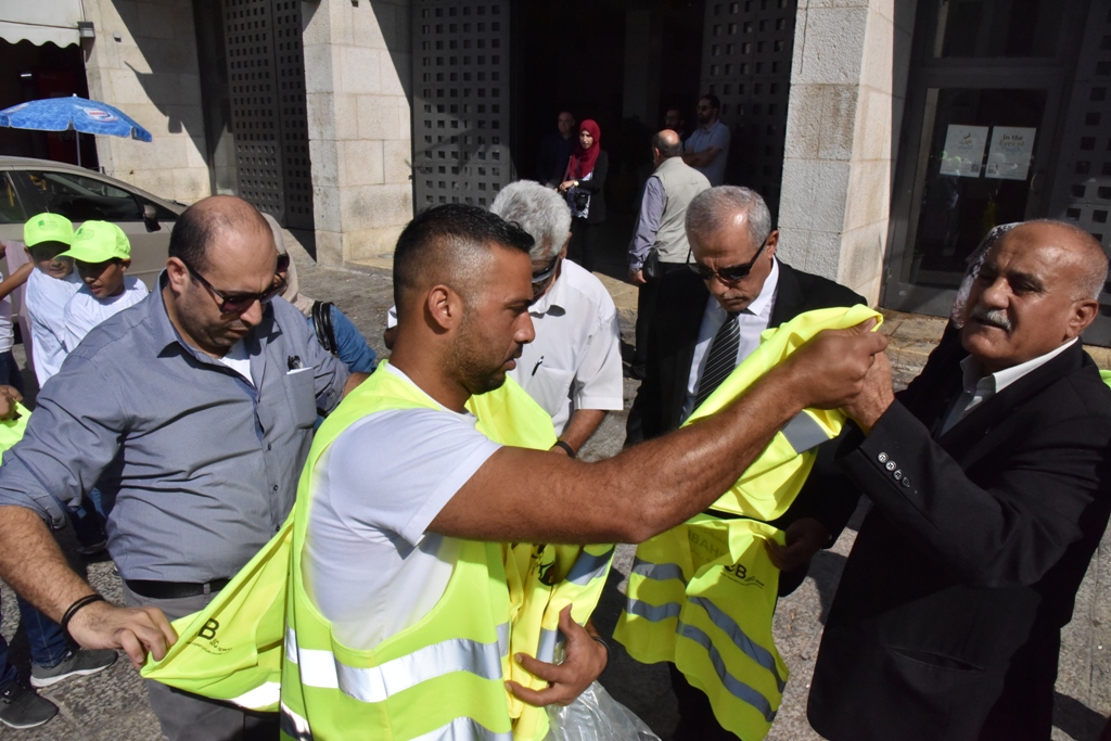 حملة اليوم العالمي للنظافة تنطلق في محافظة بيت لحم تحت شعار بيت لحم نظيفة وخضراء