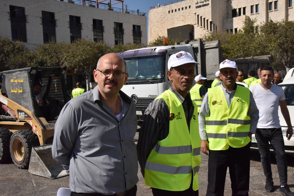 حملة اليوم العالمي للنظافة تنطلق في محافظة بيت لحم تحت شعار بيت لحم نظيفة وخضراء