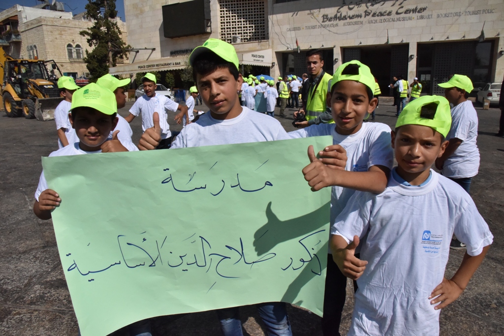 حملة اليوم العالمي للنظافة تنطلق في محافظة بيت لحم تحت شعار بيت لحم نظيفة وخضراء