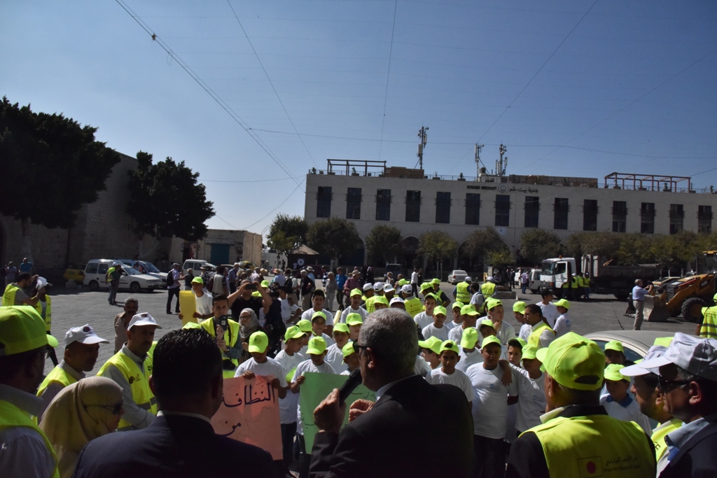 حملة اليوم العالمي للنظافة تنطلق في محافظة بيت لحم تحت شعار بيت لحم نظيفة وخضراء