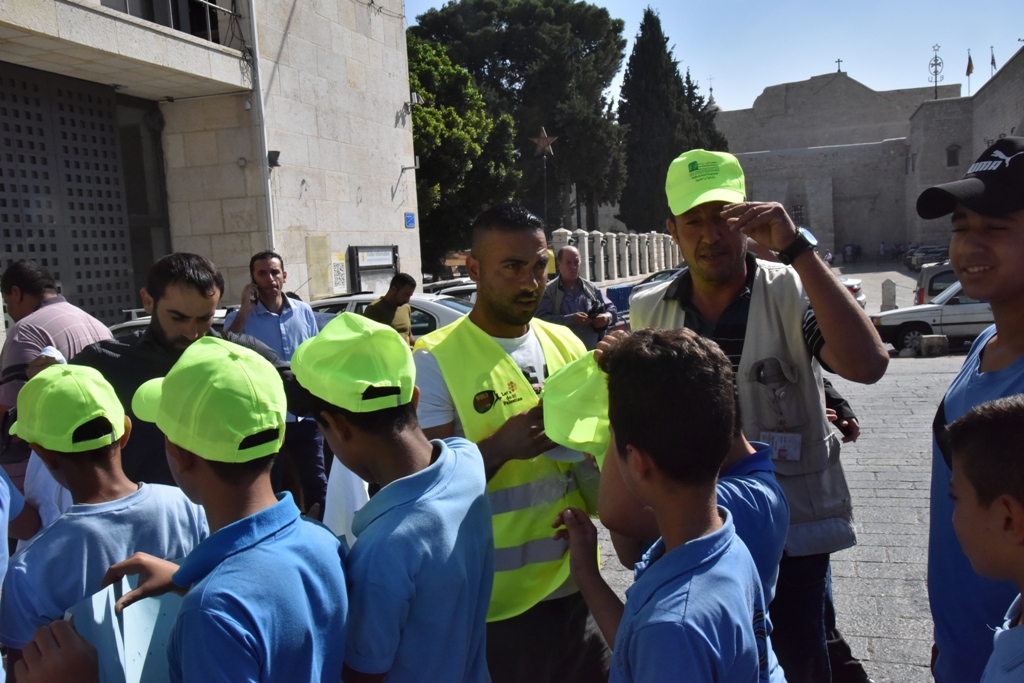 حملة اليوم العالمي للنظافة تنطلق في محافظة بيت لحم تحت شعار بيت لحم نظيفة وخضراء