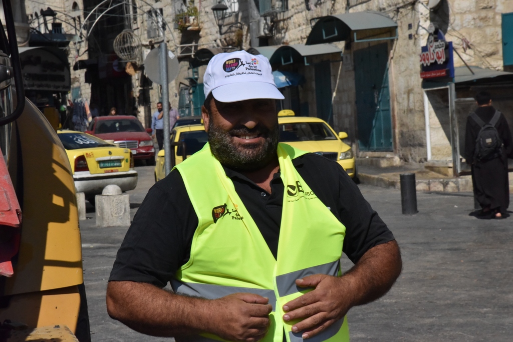 حملة اليوم العالمي للنظافة تنطلق في محافظة بيت لحم تحت شعار بيت لحم نظيفة وخضراء