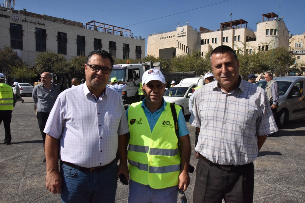 حملة اليوم العالمي للنظافة تنطلق في محافظة بيت لحم تحت شعار بيت لحم نظيفة وخضراء