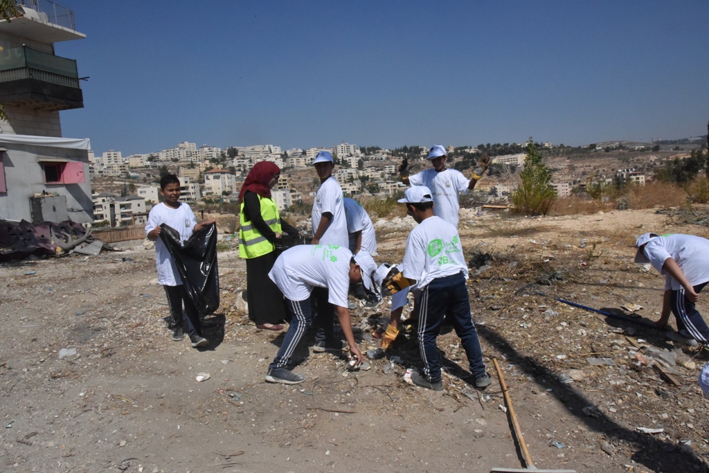 حملة اليوم العالمي للنظافة تنطلق في محافظة بيت لحم تحت شعار بيت لحم نظيفة وخضراء
