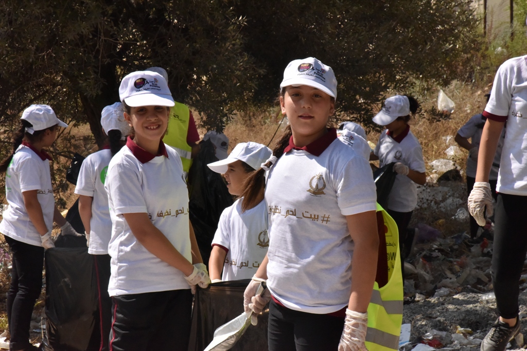 حملة اليوم العالمي للنظافة تنطلق في محافظة بيت لحم تحت شعار بيت لحم نظيفة وخضراء