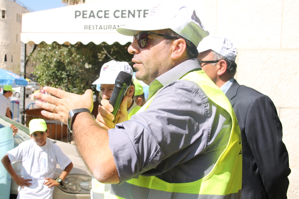 حملة اليوم العالمي للنظافة تنطلق في محافظة بيت لحم تحت شعار بيت لحم نظيفة وخضراء