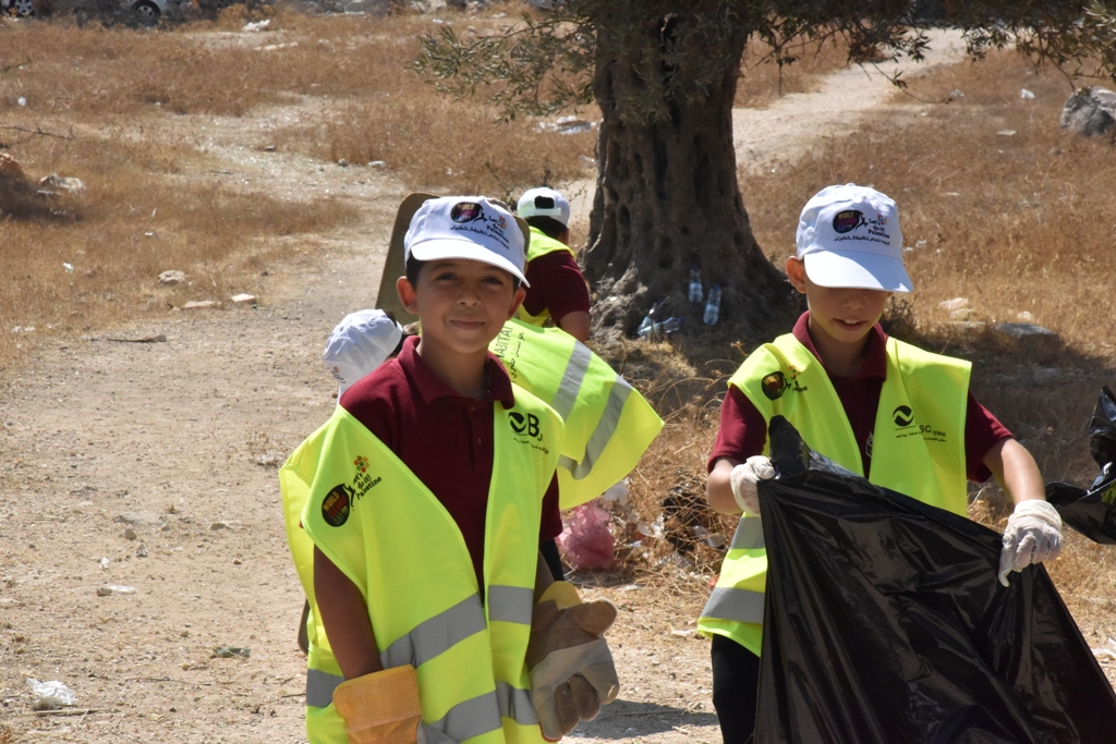 حملة اليوم العالمي للنظافة تنطلق في محافظة بيت لحم تحت شعار بيت لحم نظيفة وخضراء