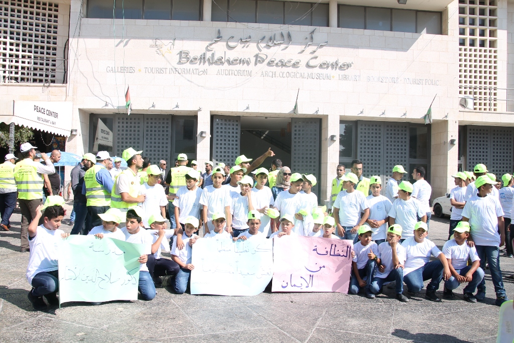 حملة اليوم العالمي للنظافة تنطلق في محافظة بيت لحم تحت شعار بيت لحم نظيفة وخضراء