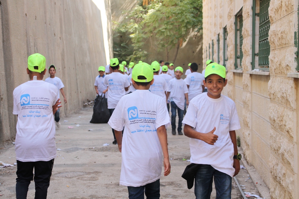 حملة اليوم العالمي للنظافة تنطلق في محافظة بيت لحم تحت شعار بيت لحم نظيفة وخضراء