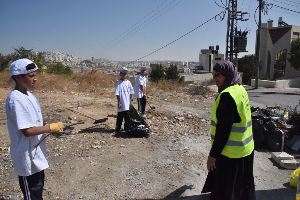 حملة اليوم العالمي للنظافة تنطلق في محافظة بيت لحم تحت شعار بيت لحم نظيفة وخضراء