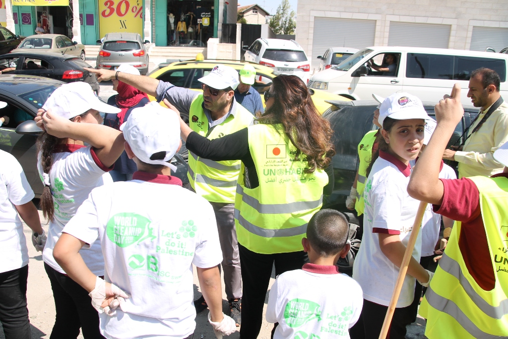 حملة اليوم العالمي للنظافة تنطلق في محافظة بيت لحم تحت شعار بيت لحم نظيفة وخضراء