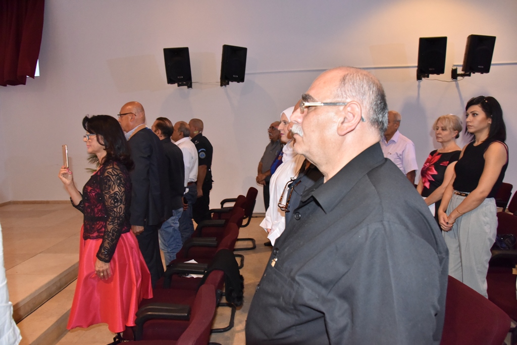 رئيس بلدية بيت لحم يمنح ممثل بولندا السابق شهادة مواطنة فخرية لمدينة بيت لحم