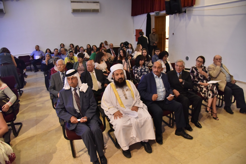 رئيس بلدية بيت لحم يمنح ممثل بولندا السابق شهادة مواطنة فخرية لمدينة بيت لحم