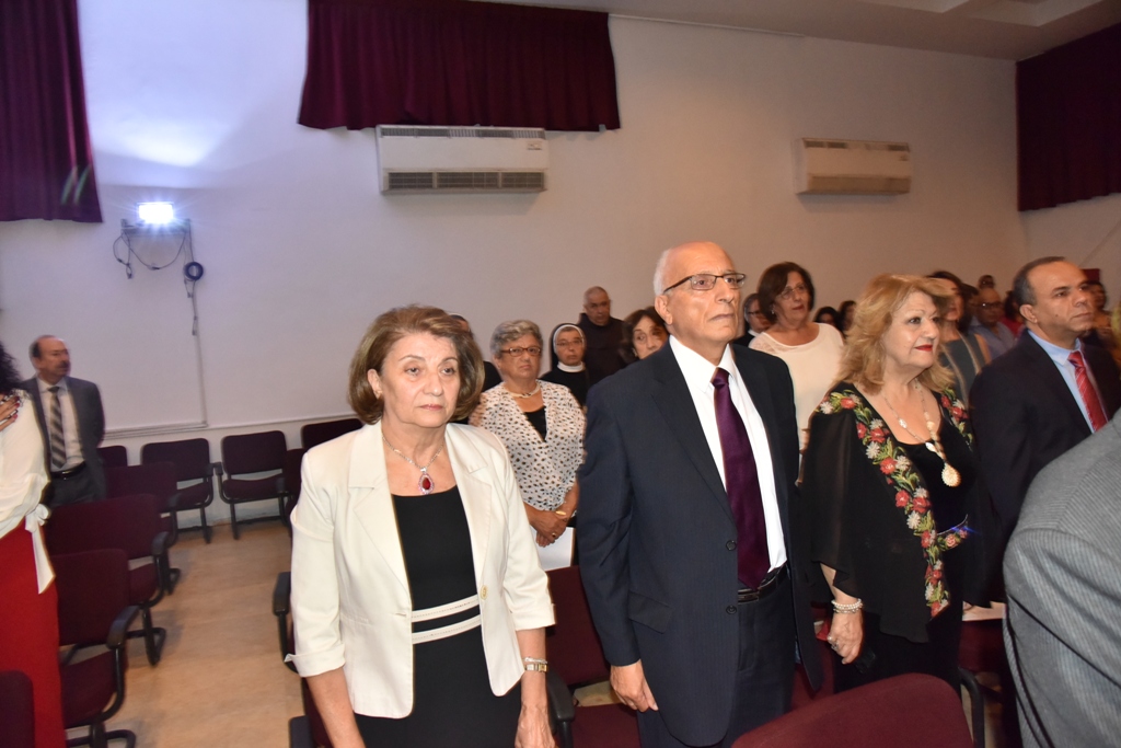 رئيس بلدية بيت لحم يمنح ممثل بولندا السابق شهادة مواطنة فخرية لمدينة بيت لحم