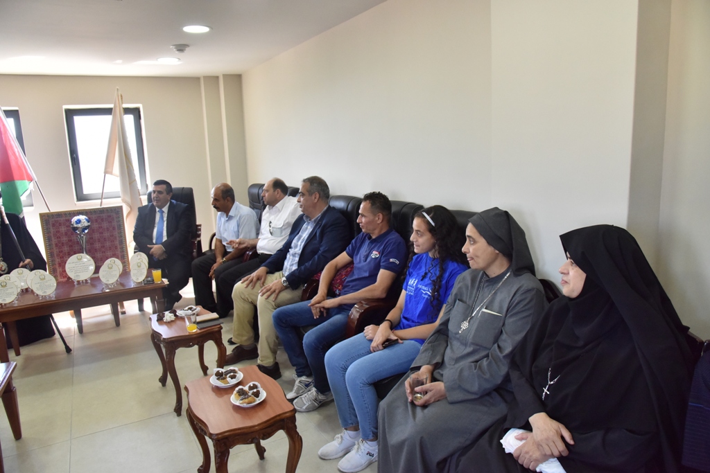 بلدية بيت لحم تكرم فريق نادي عاصمة الميلاد بعد أن أحرز المرتبة الثانية في دوري بريشا الإيطالية