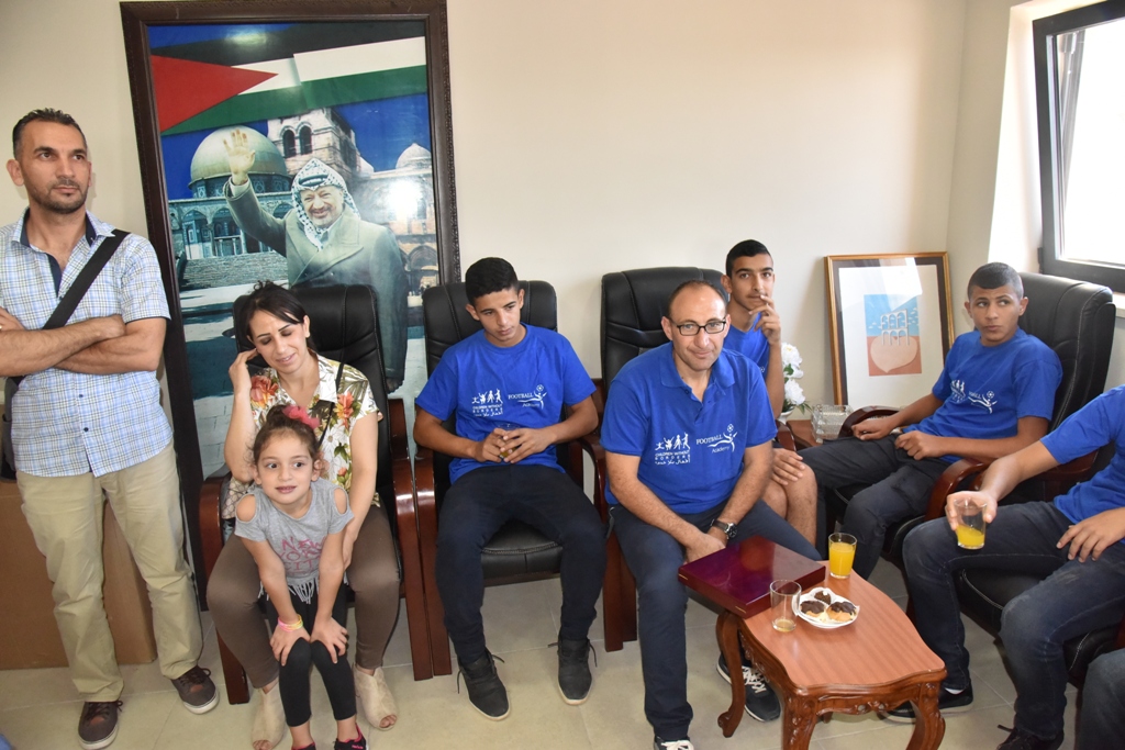 بلدية بيت لحم تكرم فريق نادي عاصمة الميلاد بعد أن أحرز المرتبة الثانية في دوري بريشا الإيطالية