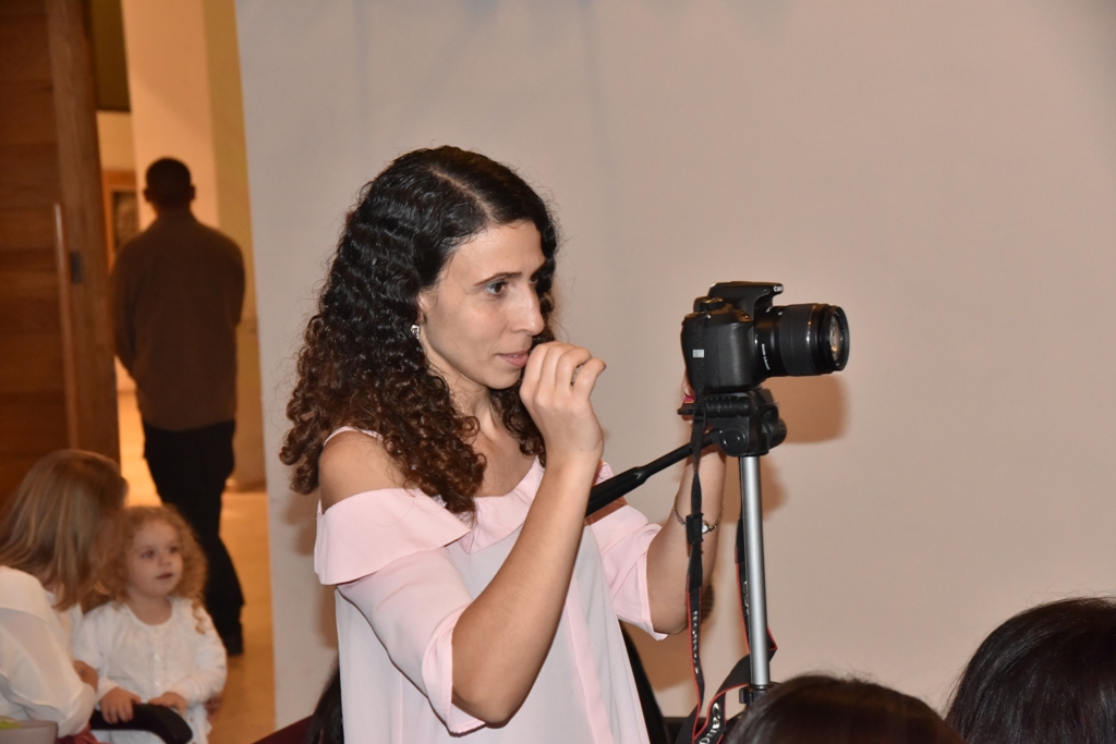 رئيس بلدية بيت لحم يمنح ممثل بولندا السابق شهادة مواطنة فخرية لمدينة بيت لحم