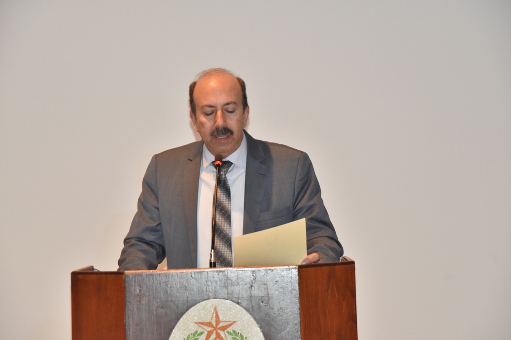 رئيس بلدية بيت لحم يمنح ممثل بولندا السابق شهادة مواطنة فخرية لمدينة بيت لحم