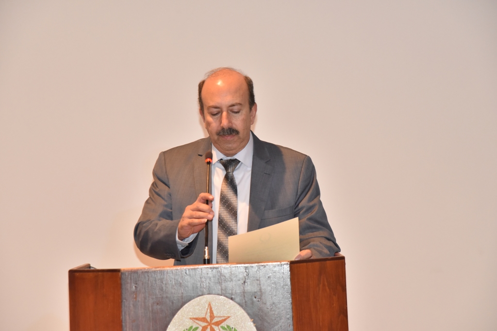 رئيس بلدية بيت لحم يمنح ممثل بولندا السابق شهادة مواطنة فخرية لمدينة بيت لحم