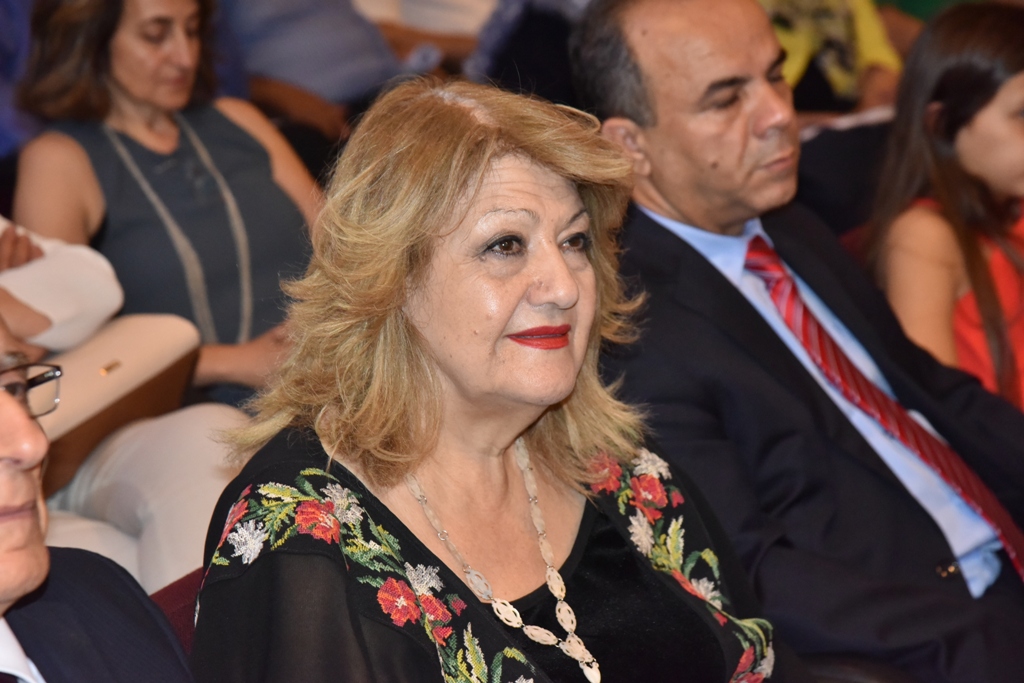 رئيس بلدية بيت لحم يمنح ممثل بولندا السابق شهادة مواطنة فخرية لمدينة بيت لحم