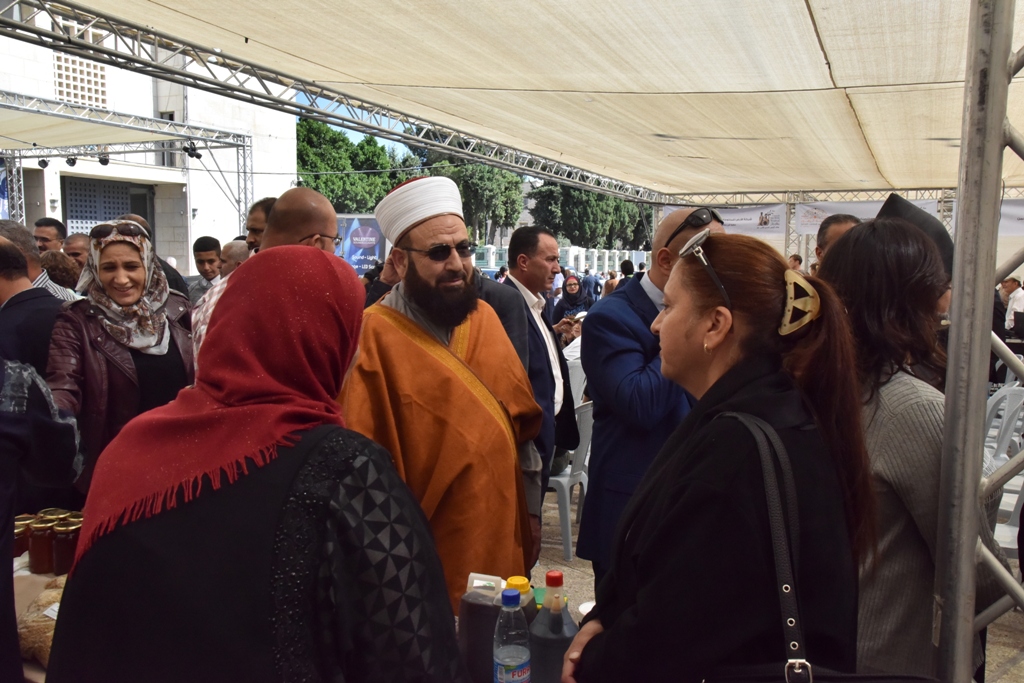 مهرجان قطف الزيتون الثامن عشر ينطلق من ساحة المهد في بيت لحم