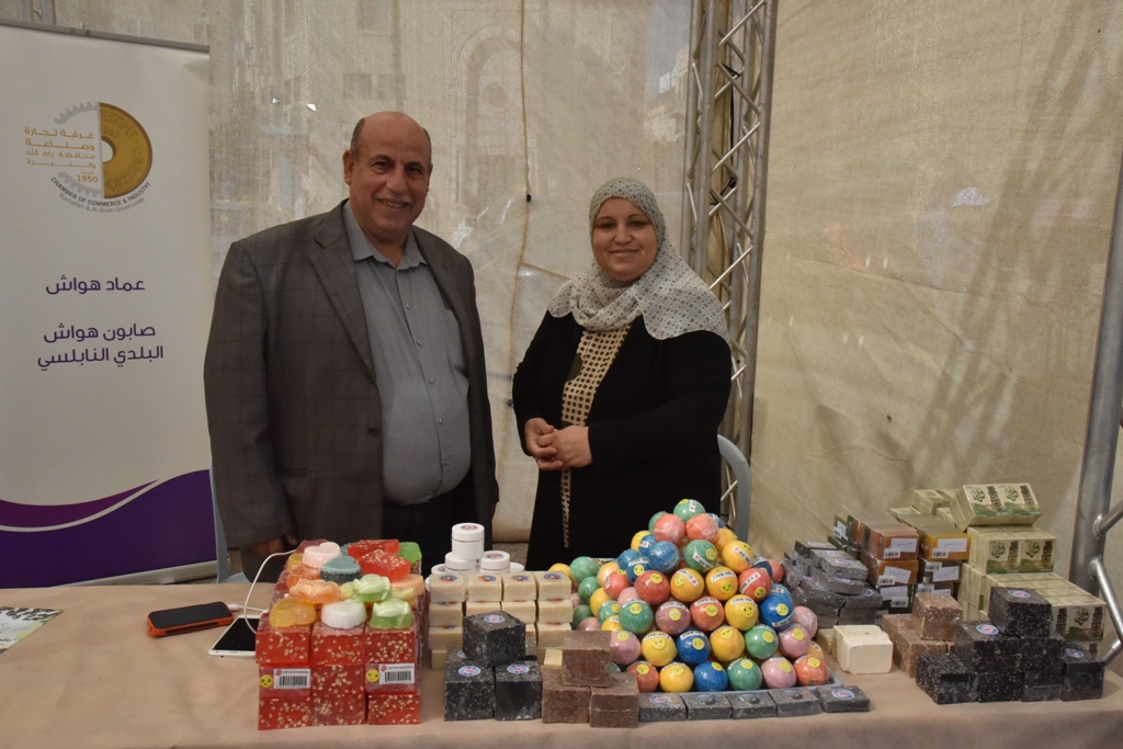 مهرجان قطف الزيتون الثامن عشر ينطلق من ساحة المهد في بيت لحم