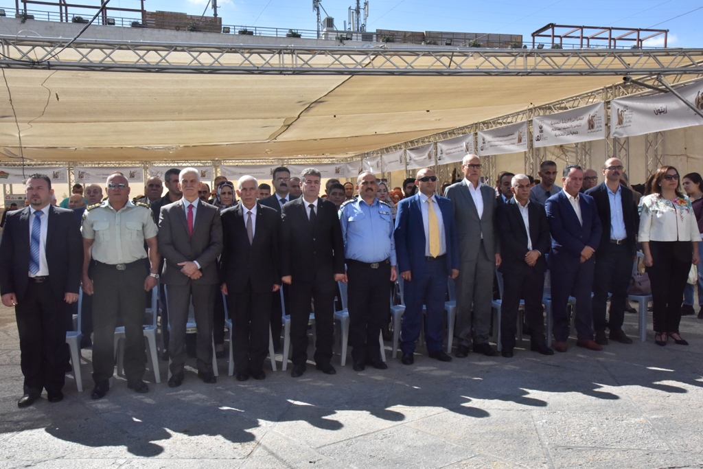 مهرجان قطف الزيتون الثامن عشر ينطلق من ساحة المهد في بيت لحم