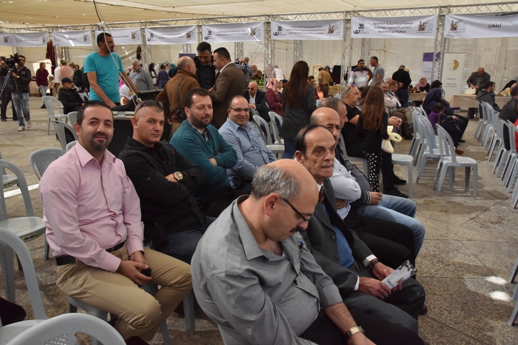 مهرجان قطف الزيتون الثامن عشر ينطلق من ساحة المهد في بيت لحم