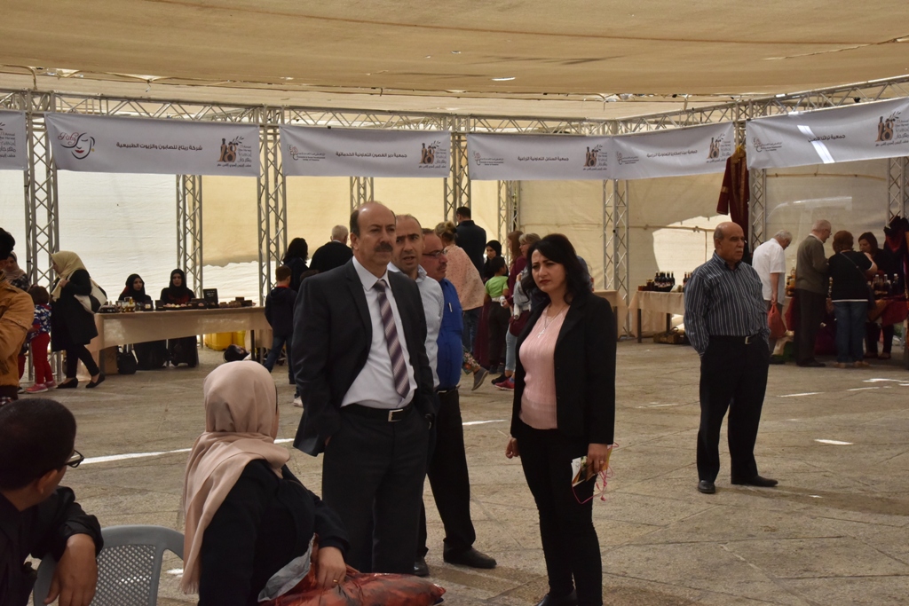 مهرجان قطف الزيتون الثامن عشر ينطلق من ساحة المهد في بيت لحم