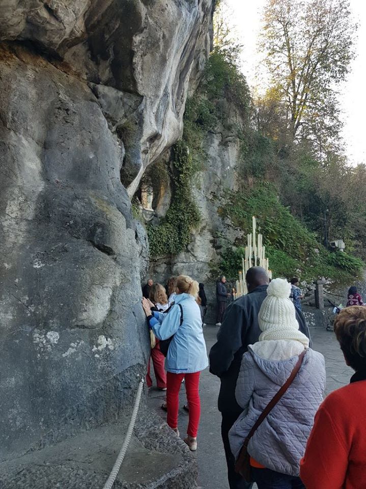 سلمان يزور مدينة لورد الفرنسية المتوأمة مع بيت لحم لمتابعة المشاريع المشتركة بين الطرفين