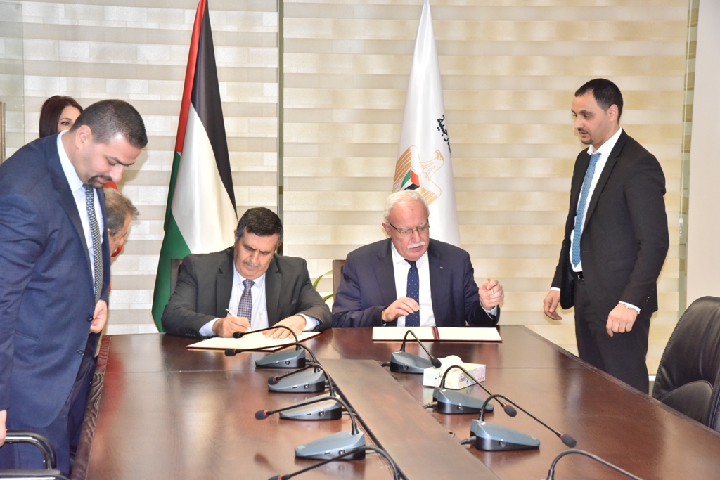 وزارة الخارجية والمغتربين وبلديات بيت لحم، بيت جالا، وبيت ساحور يوقعون على مذكرة شراكة لتنظيم مؤتمر لمغتربي بيت لحم ٢٠١٩