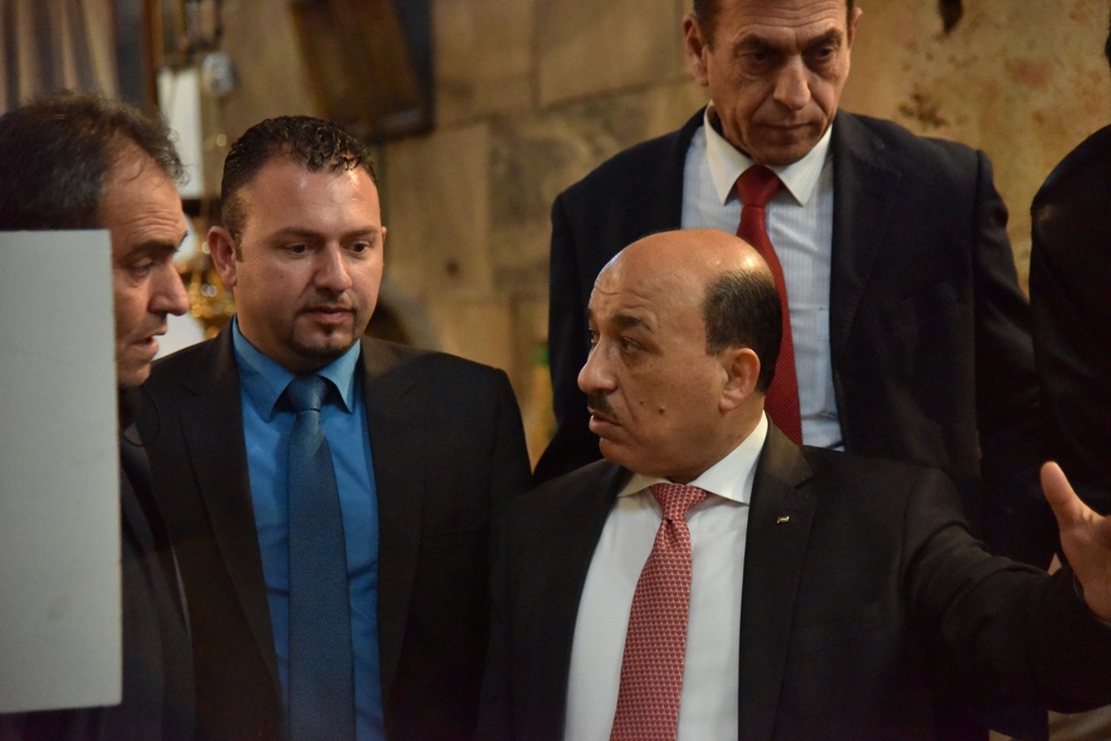 نائب رئيس بلدية بيت لحم يستقبل وزير الأشغال العامة والاسكان في دار البلدية