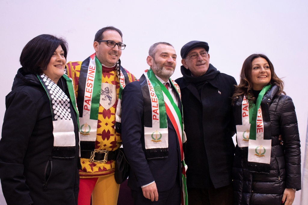 بلديتا بيت لحم وكوري الإيطالية توقعان على وثيقة إعلان النوايا للتوقيع على اتفاقية توأمة قريباً بين المدينتين