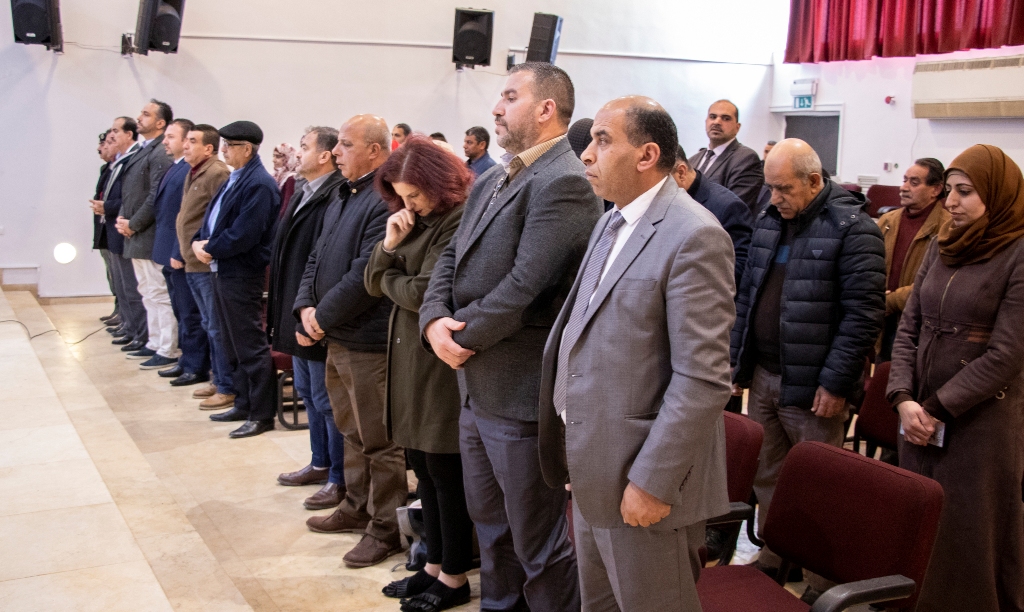 حنانيا يشارك في حفل اختتام دورة الفسيفساء الأولى تحت شعار " صم يصنعون الجمال " في مركز السلام بيت لحم