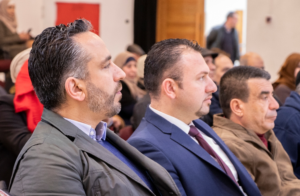 حنانيا يشارك في حفل اختتام دورة الفسيفساء الأولى تحت شعار " صم يصنعون الجمال " في مركز السلام بيت لحم