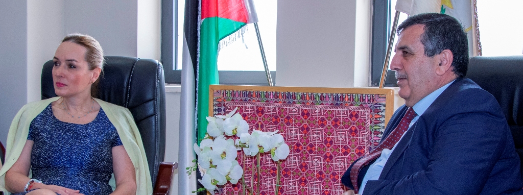 رئيس بلدية بيت لحم يستقبل  المديرة العامة للمنظمات الدولية والمساعدات الإنسانية والتنموية في وزارة الخارجية السلوفاكية