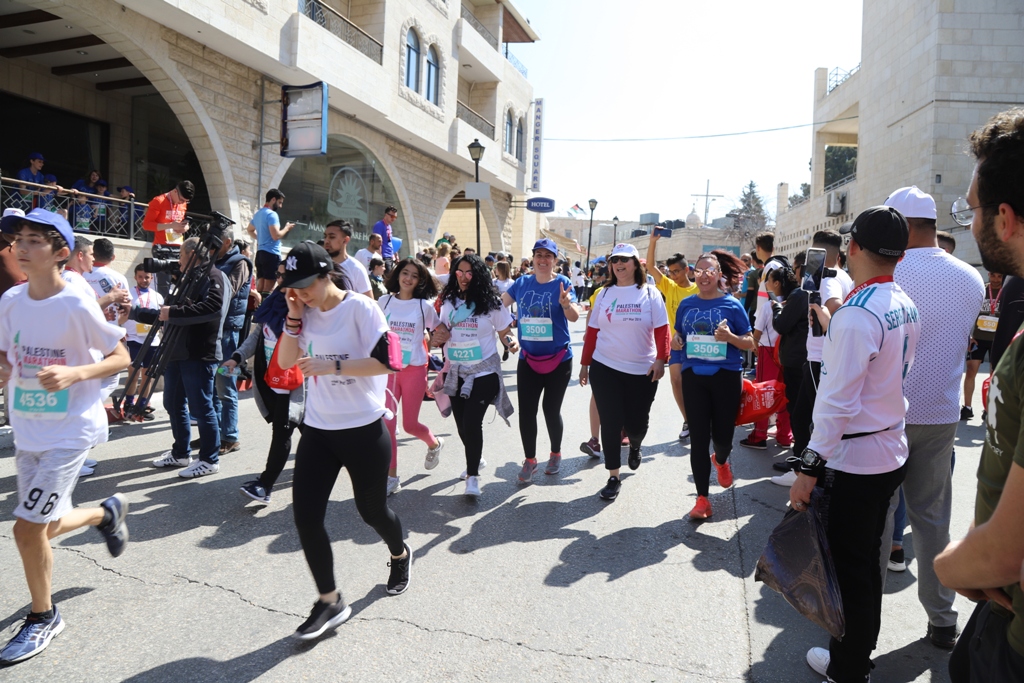 انطلاق ماراثون فلسطين الدولي السابع في بيت لحم بمشاركة 8000 عداء وعداءة