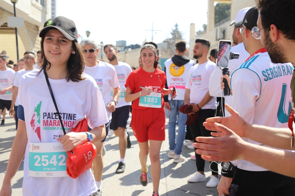 انطلاق ماراثون فلسطين الدولي السابع في بيت لحم بمشاركة 8000 عداء وعداءة