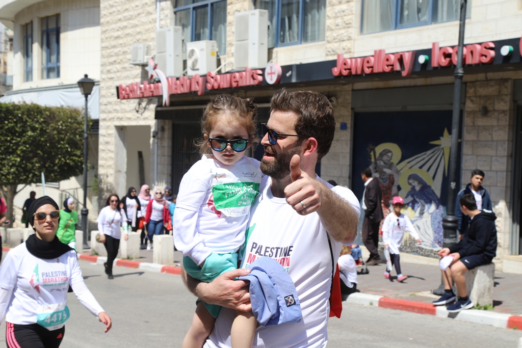 انطلاق ماراثون فلسطين الدولي السابع في بيت لحم بمشاركة 8000 عداء وعداءة