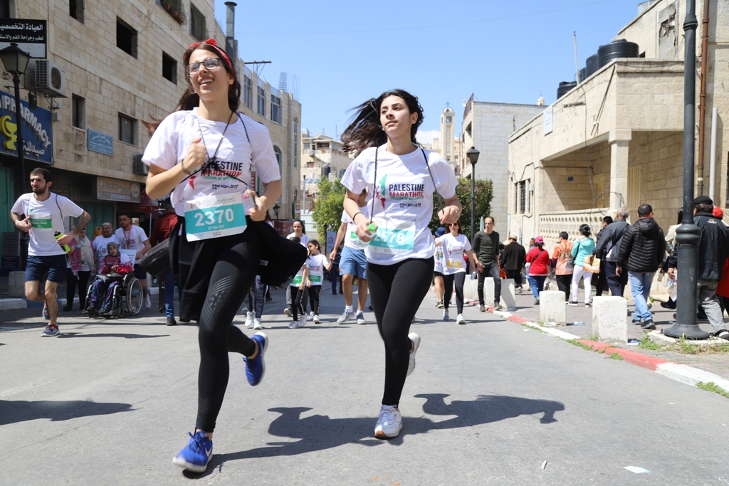 انطلاق ماراثون فلسطين الدولي السابع في بيت لحم بمشاركة 8000 عداء وعداءة